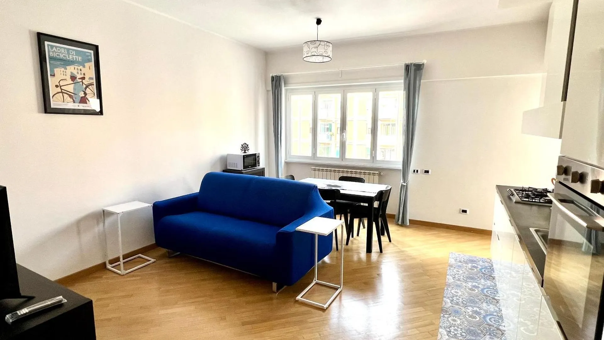 Domus Metro B1 Apartment Rome